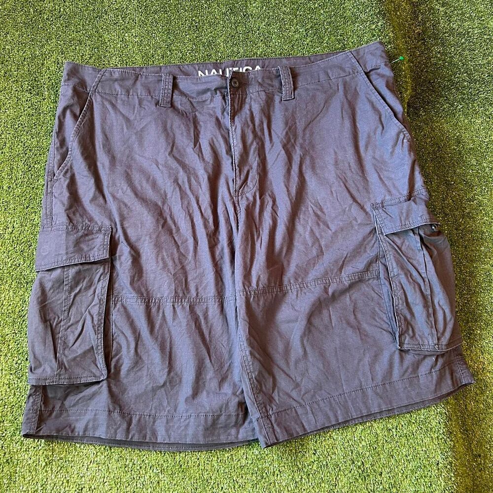 Nautica Men's Navy and Black Shorts